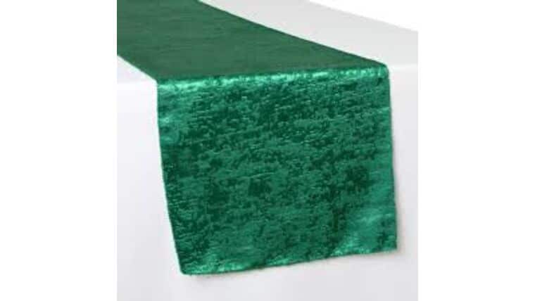 Crinkle Shimmer Table Runner – Emerald Green | Rental Crinkle Shimmer Table Runner – Emerald Green | Rental