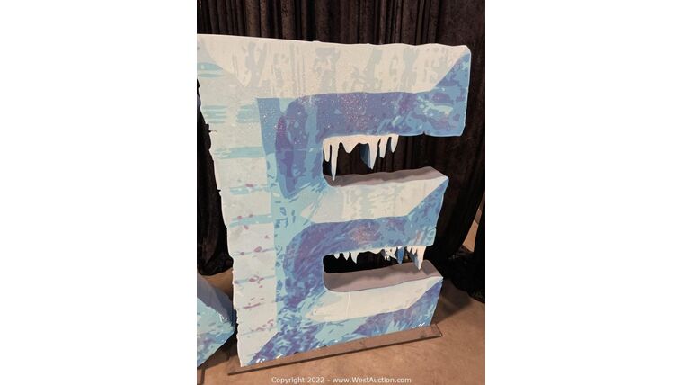 Frozen Letter “E” | Rental