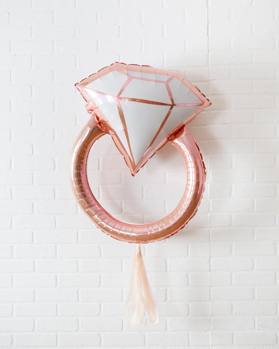 Rosé Bubbles – Ring Foil with Skirt | Rental