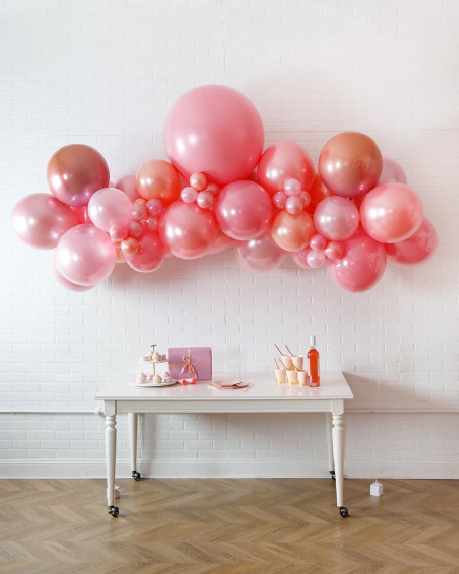 Rosé Bubbles – Floating Balloon Arch – 5ft | Rental