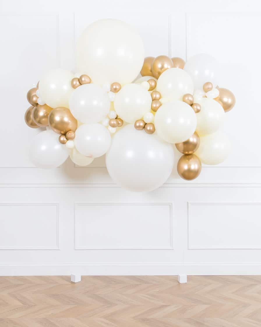 Baptism/Communion – Balloon Backdrop Floating Piece | Rental