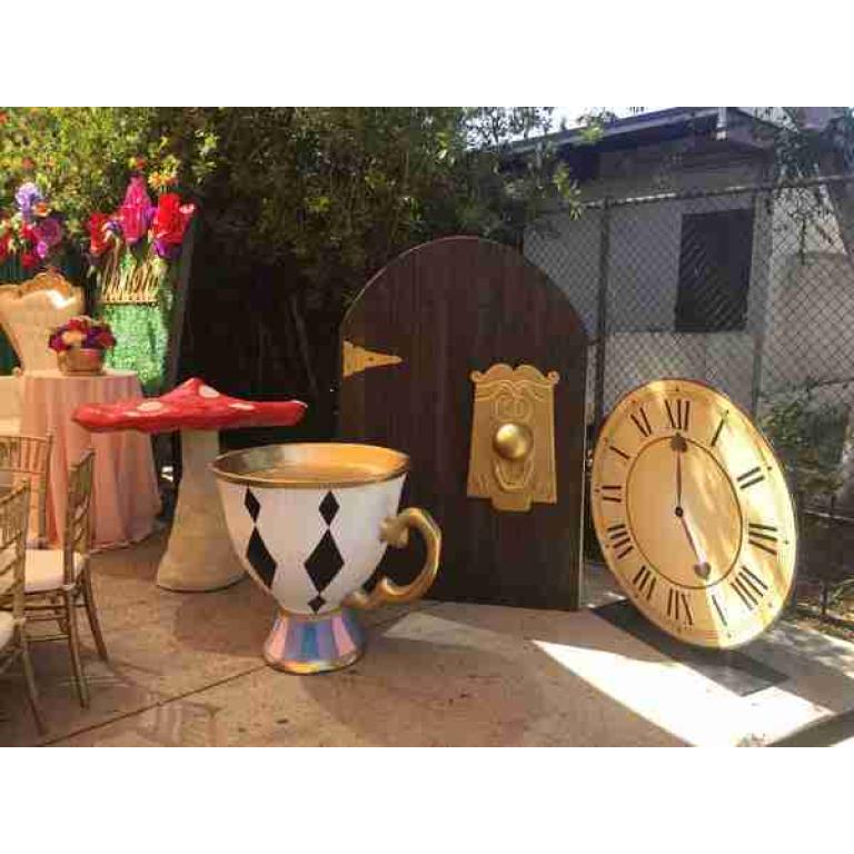 Alice in Wonderland Large Door | Rental Alice in Wonderland Large Door | Rental